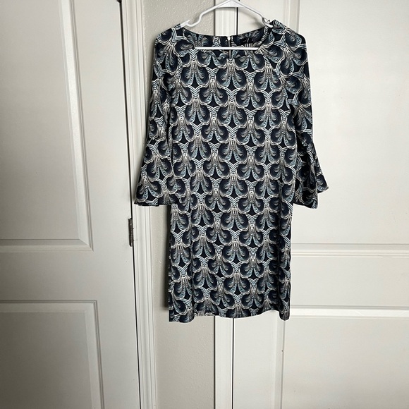 The Limited Chic Blue and White Long Sleeve Dress. NWT - Picture 1 of 4